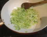 Foto del paso 1 de la receta: Panqueques de salmón ahumado con salsa a las finas hierbas