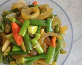 Foto langkah ke 4 dari resep Tumis kikil khas Jawa dan Sunda.