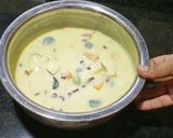 A picture of step 5 of Fruit custard.