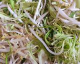 Hình bước làm 1 của món Canh bò nấu me