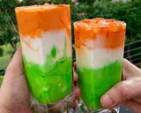 A picture of step 4 of Tricolour lassi.