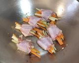 A picture of step 2 of Stuffed Chicken Wings.