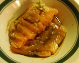 A picture of step 18 of Salmon Donburi (Salmon rice bowl).