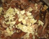 Foto langkah ke 3 dari resep Tumis Daging Sapi Iris.