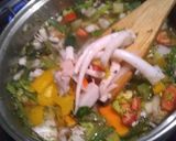 Foto del paso 1 de la receta: Sopa de calamares