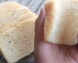Foto langkah ke 5 dari resep Roti tawar tanpa telur lembut.