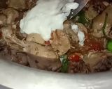 A picture of step 4 of Chicken yakhni pulao.