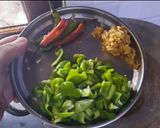मेथी तोरई की सब्जी(Methi torayi ki shabji recipe in hindi) रेसिपी चरण 2 फोटो
