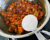A picture of step 6 of Fig Chutney.