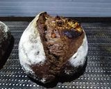 Foto del paso 7 de la receta: Pan de cacao con nueces y chocolate (masa madre)