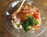Foto del paso 2 de la receta: Empanadas de jamón, quesos y pimiento morrón, con cominos
