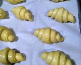 Foto langkah ke 14 dari resep Croissant.