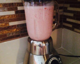 Foto del paso 3 de la receta: Gelatina de yogurt con fresas🍓🍓