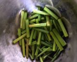 Foto langkah ke 1 dari resep Tumis Daun Prei.