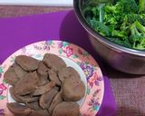 Foto langkah ke 1 dari resep Ca brokoli bakso mommylicious.