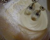 Foto langkah ke 4 dari resep Cupcake vanilla kukus.