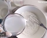 รูปขั้นตอนการทำที่ 1 ของ ขนมเปียกปูนใบเตย กะทิสด