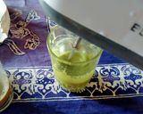 Foto langkah ke 3 dari resep Dalgona greentea and goodday coffe.