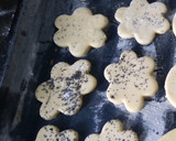 Foto del paso 5 de la receta: Masita de maicena y amapolas !!!