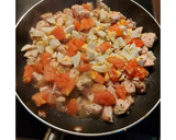 Foto del paso 4 de la receta: Revuelto de pechugas de pollo