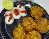 A picture of step 7 of PIYAZI(onion fritters).
