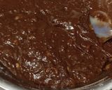 Foto langkah ke 4 dari resep Banana Choco Muffins.
