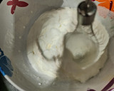 Foto del paso 2 de la receta: Helado cremoso de yogurt y chocolate 🍧🍫