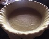 Foto del paso 1 de la receta: Tarta con un toque de cúrcuma, rellena de verdura atún y queso