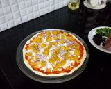 A picture of step 12 of Chicken Tikka Pizza.