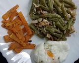 Foto del paso 8 de la receta: Habichuelas salteadas con chips de calabaza y huevo poche