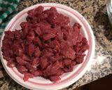 Foto del paso 1 de la receta: Carne en cubos con vegetales al wok