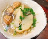 Hình bước làm 6 của món Canh Măng Củ Tươi Nấu Nấm Rơm và Ngưu Bàng