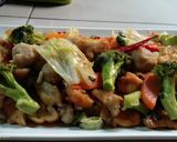 Foto langkah ke 5 dari resep Cap Cay Goreng Jawa.