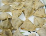 A picture of step 4 of Indian Punjabi Samosa.