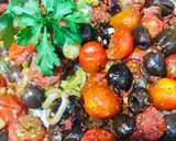 Foto del paso 6 de la receta: SALSA DE TOMATITOS CHERRY Y ACEITUNAS NEGRAS🍅🫒🌶🧄🍅🫒(para acompañar pastas secas) 🍜🍜