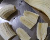 A picture of step 1 of Thai Fried Bananas.