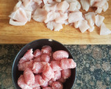 Foto del paso 1 de la receta: Fideos con pollo y salchichas