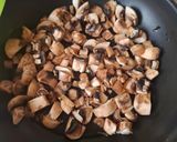 Foto del paso 2 de la receta: Champiñones al limón y tomillo