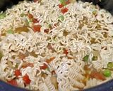 वेजिटेबल मैगी विद चीज़ (vegetable maggi with cheese recipe in hindi) रेसिपी चरण 3 फोटो