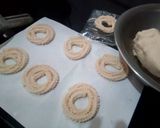 A picture of step 2 of Spicy Chakkuli.