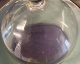 Une image de l'étape 2 de Cocktail saint Valentin sans alcool à la violette.