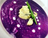 Foto del passaggio 4 della ricetta Zuppa di cavolo viola con gorgonzola e rosmarino