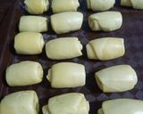 Foto langkah ke 7 dari resep Bolen pisang coklat keju.