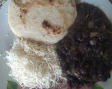 Foto del paso 4 de la receta: Arepa Dominó