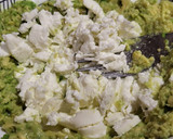 Foto del paso 3 de la receta: Tostas con aguacate, queso y mermelada de naranja