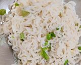 A picture of step 2 of Maggi Tikki.