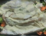 Foto del paso 2 de la receta: Pescado sobre colchón de verduras a la crema