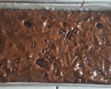 Foto langkah ke 5 dari resep Shiny Crust Brownies.