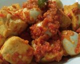 Foto langkah ke 6 dari resep Pelecingan Tahu Campur telur puyuh.