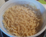 Foto del paso 5 de la receta: Pasta con cebolla, jitomate y queso!!!